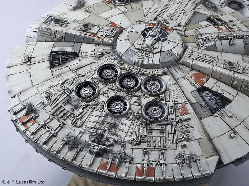 Bandai Star Wars 1/144 Millennium Falcon "Star Wars: The Last Jedi"