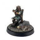 Reaper Mini Dungeon Dwellers: RM07206 Mysterious Stranger And Hound
