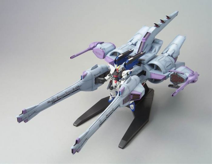 Bandai HGCE 1/144 Meteor Unit + Freedom Gundam "Gundam SEED"