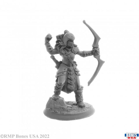 Reaper Mini Legends: RM30077 Kara Redoak, Female Archer