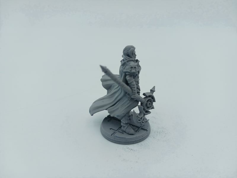 Comet Lord Miniatures Valeria